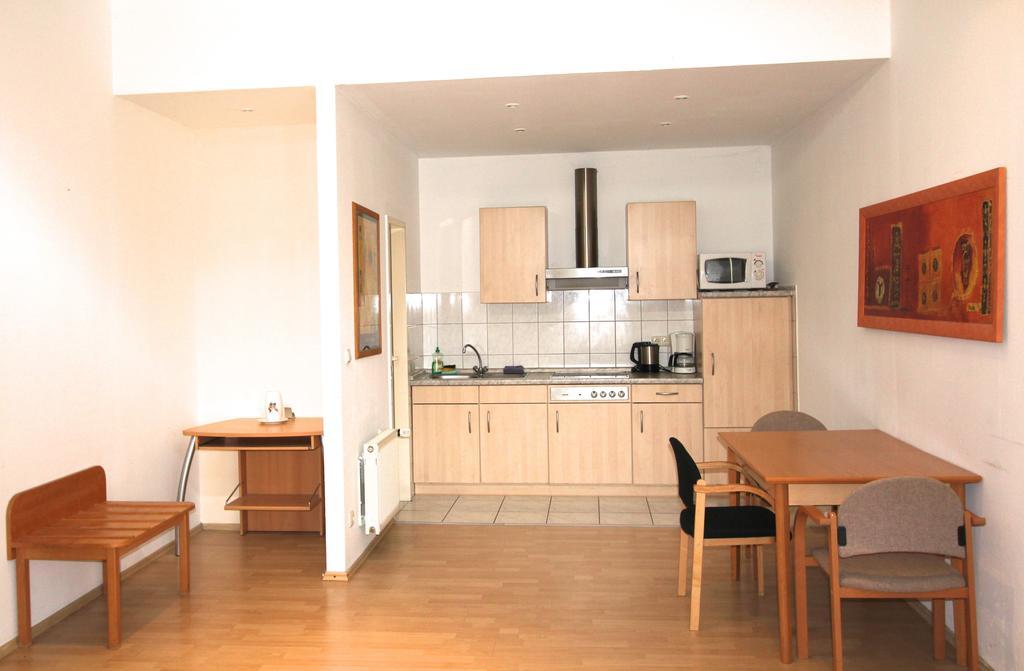 Apartmenthaus Alt Graz Düsseldorf Pokój zdjęcie