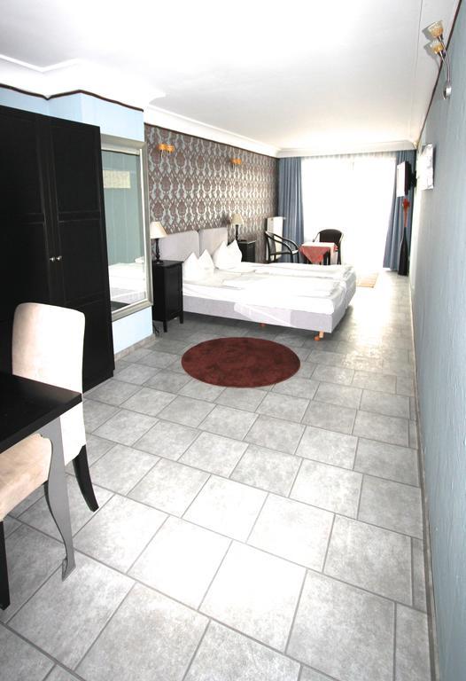 Apartmenthaus Alt Graz Düsseldorf Pokój zdjęcie
