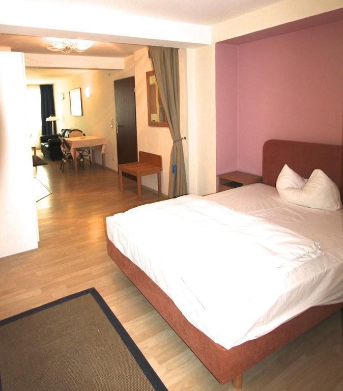 Apartmenthaus Alt Graz Düsseldorf Pokój zdjęcie